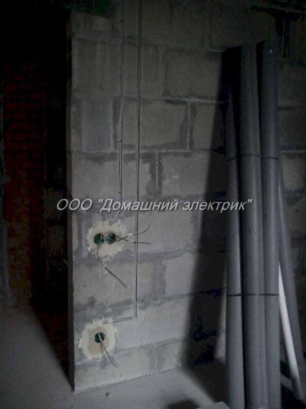 штробление стен и сверление подрозетников без пыли в Санкт-Петербурге