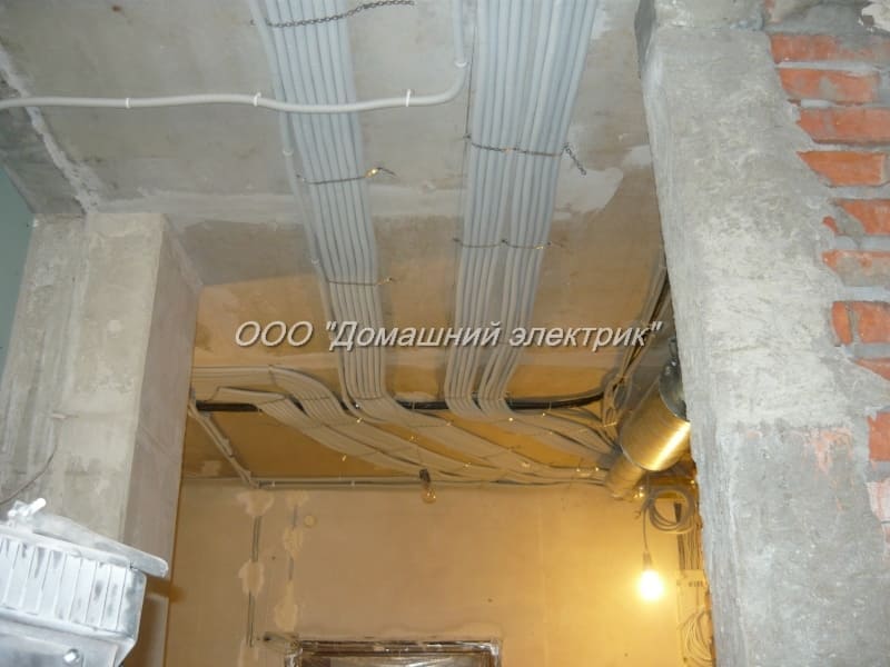 разводка кабеля в гофре по квартире в Санкт-Петербурге